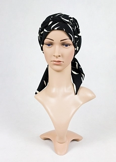 Šátek zimní černý s béžovým listem.jpg